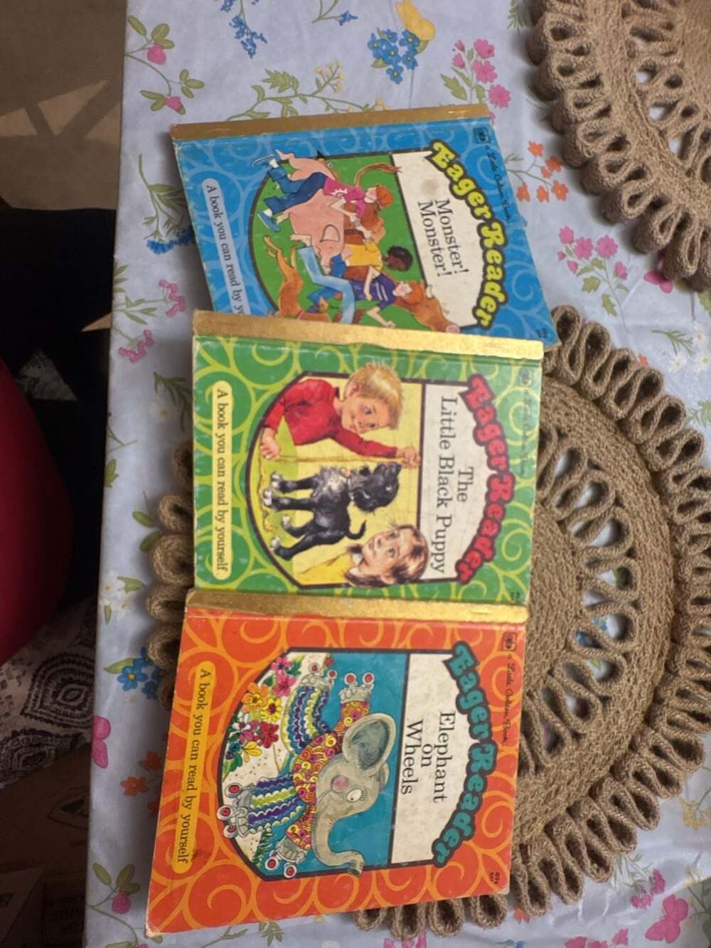 EagerReaderLittleGoldenBooksMonsterMonsterTheLittleBlackPuppyandelephantonWheels